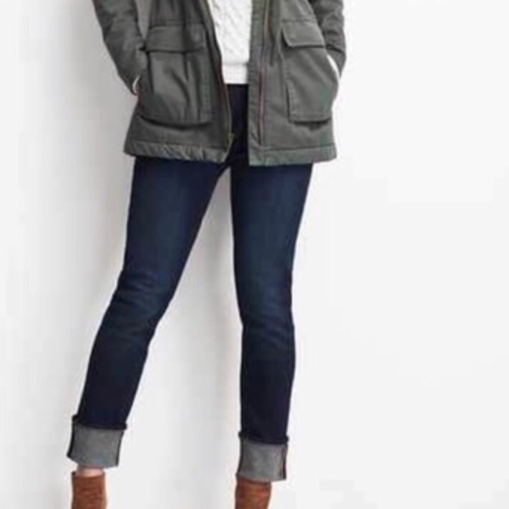 Gap straight cuff dark blue jeans